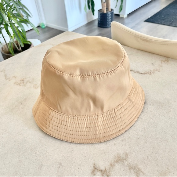 🆕 PRADA bucket hat nylon desert beige tan hat unisex men’s Medium women’s Lrg - Picture 7 of 13